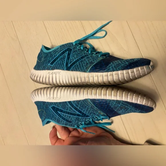 New Balance size 9 women’s Flexonic 730 running shoe - Picture 5 of 6